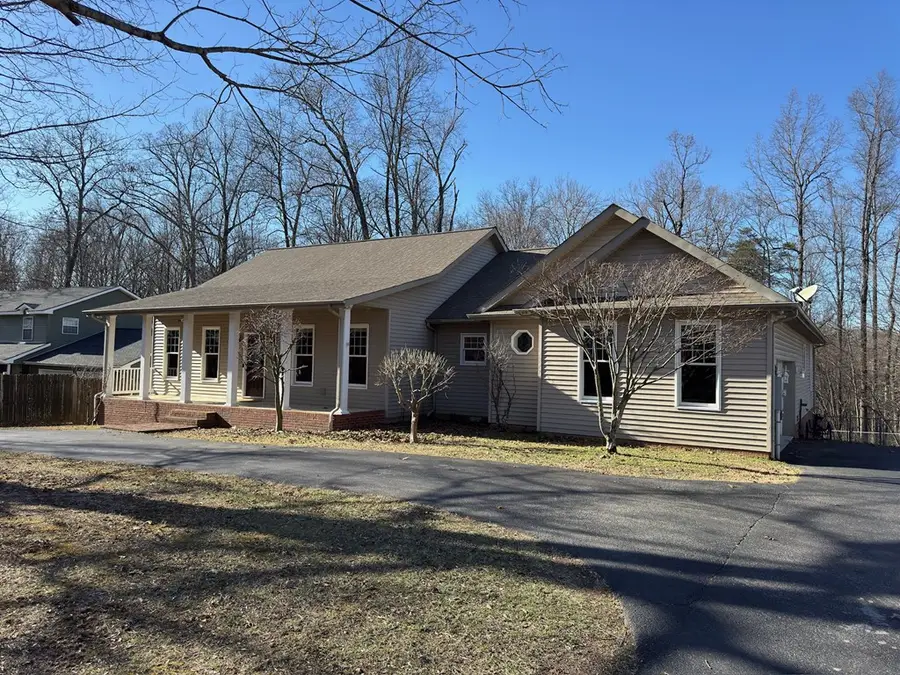213 Ridgewood Rd, Cookeville, TN 38501 - #3
