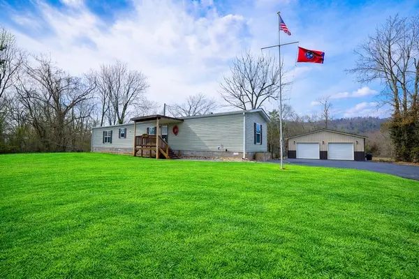 1757 Byrdstown Hwy, LIVINGSTON, TN 38570