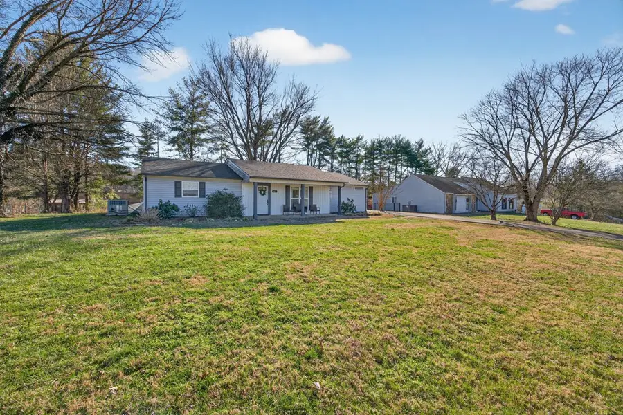 3547 Shannon Village Rd, Cookeville, TN 38506 - #2