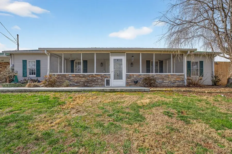 1375 Roberts Matthews Hwy, Sparta, TN 38583 - #2