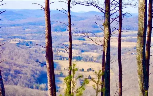 26 & 27 Star Point Rd, Jamestown, TN 38556