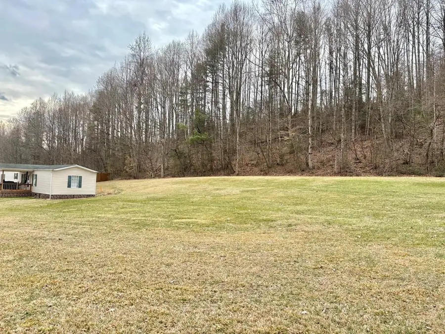 133 Mill Creek Rd, Elizabethton, TN 37643 - #3