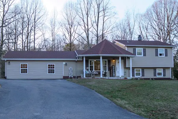 267 Simmons St, Spencer, TN 38585