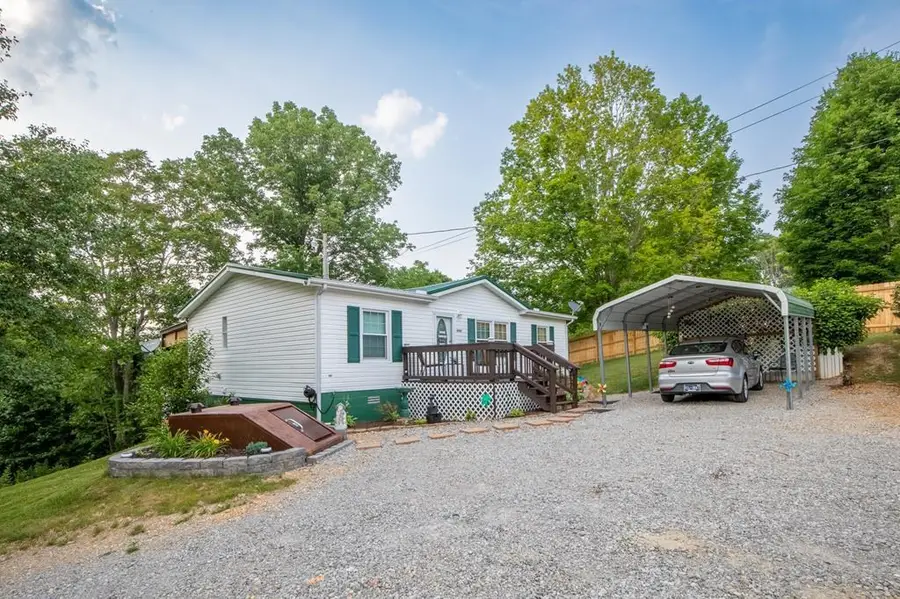 9797 Nashville Hwy, Baxter, TN 38544 - #2