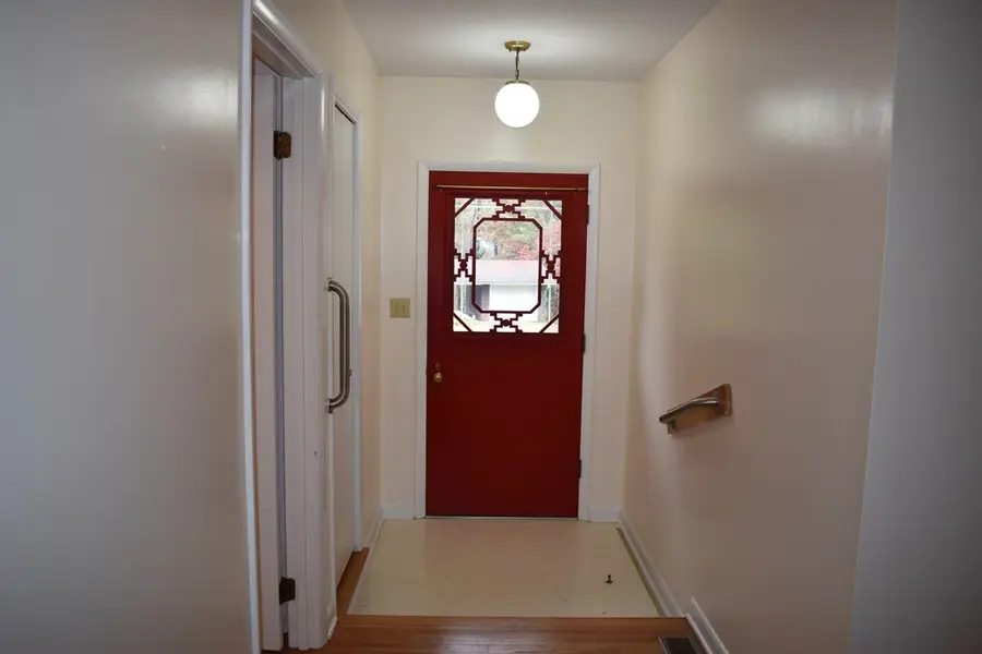 445 Yonside Dr, Sparta, TN 38583 - #2