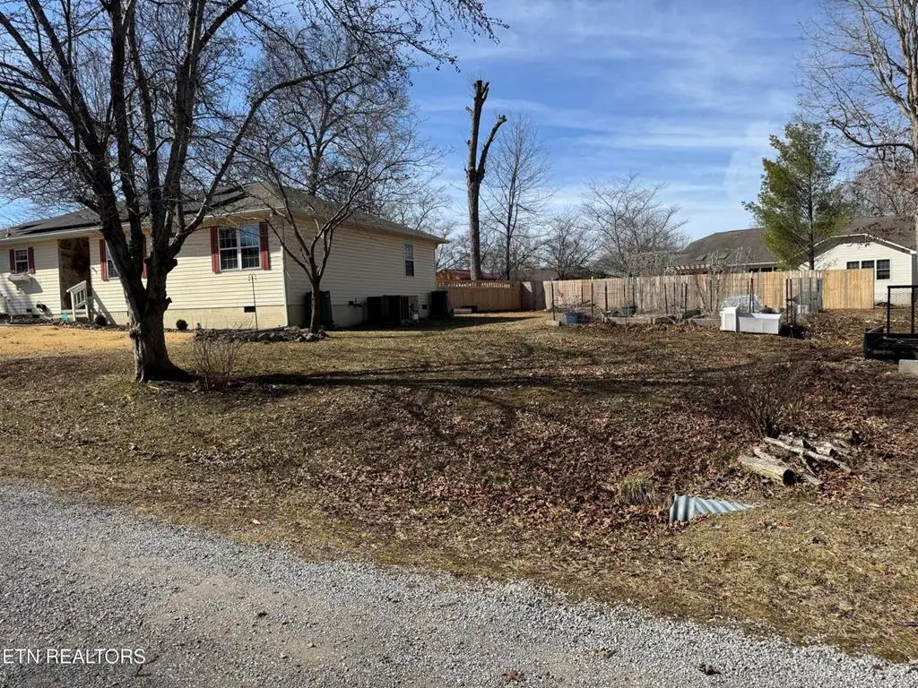 17 Rena Cir, Crossville, TN 38572 - #1