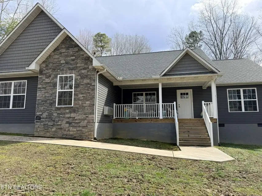 1063 Circle Dr, Jamestown, TN 38556-5513 - #2