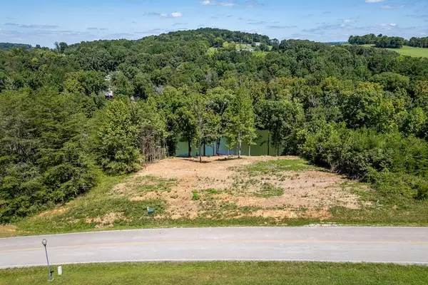 179 River Front Dr, SPARTA, TN 38583