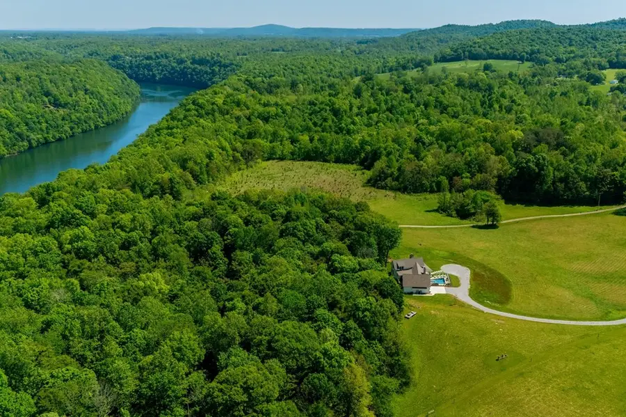 1912 Joppa Rd, Walling, TN 38587 - #3