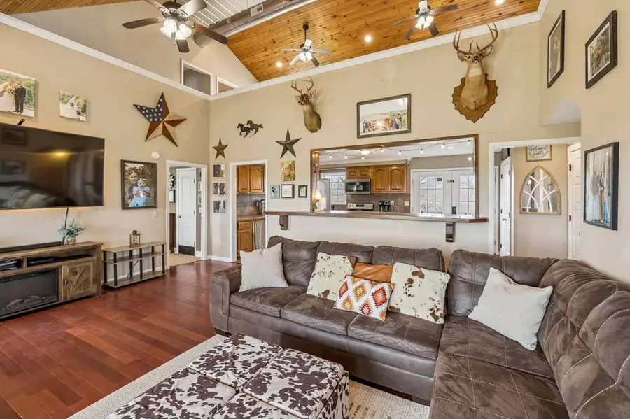 10433 Hopewell Rd, Silver Point, TN 38582 - #3