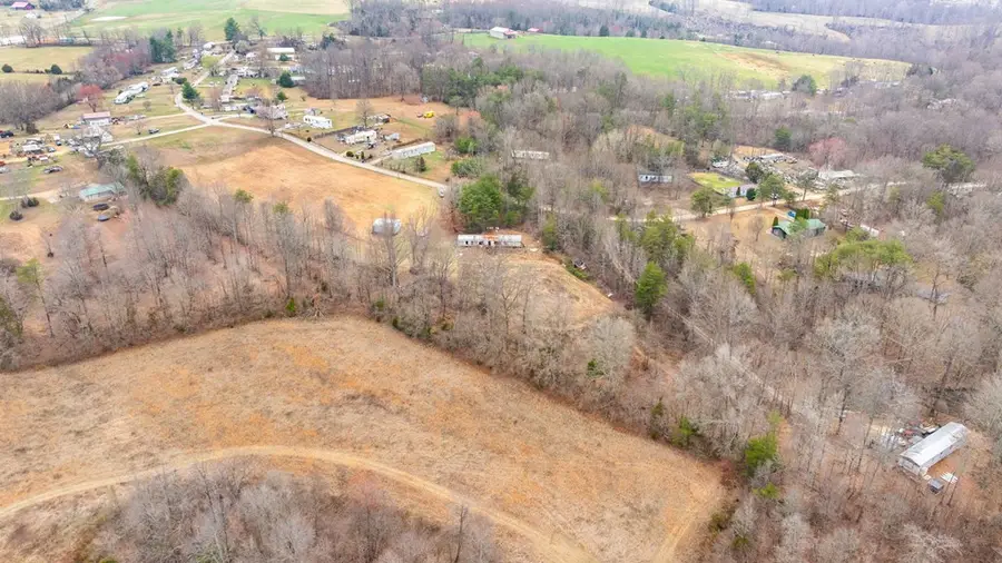 311 Willow Oaks Dr, Nancy, KY 42544 - #3