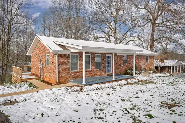 516 Thomas St, SPARTA, TN 38583