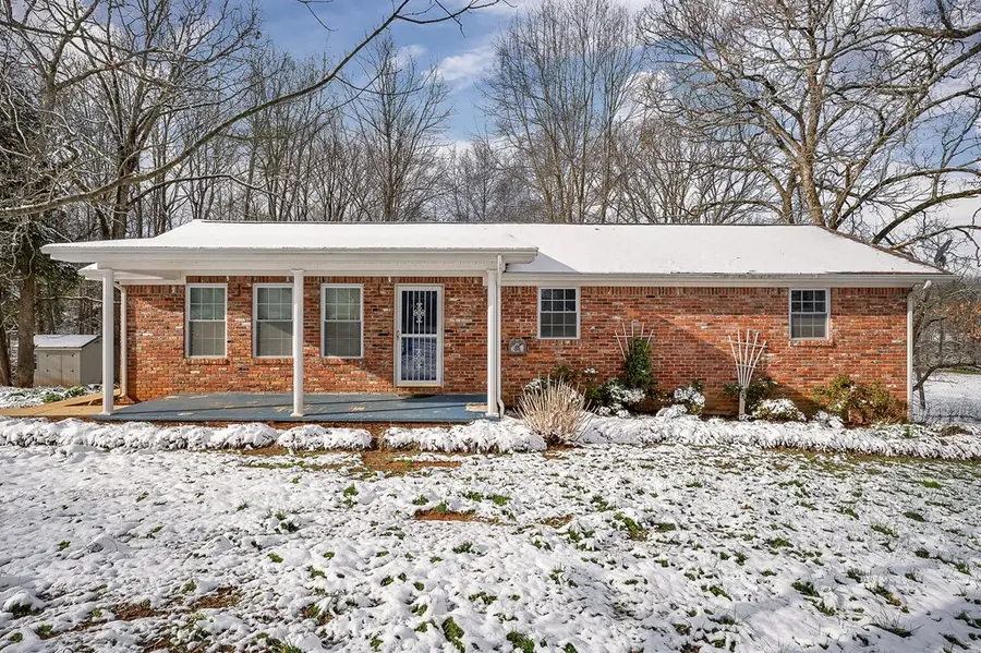 516 Thomas St, Sparta, TN 38583 - #2