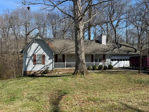 762 Spring Valley Rd, COOKEVILLE, TN 38501-3755