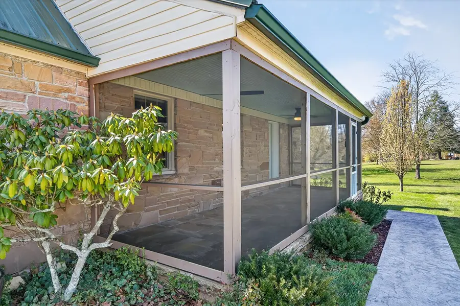 910 Highland Lane, Crossville, TN 38555 - #3