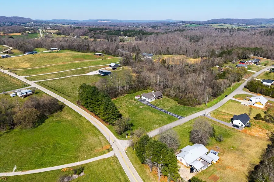 15 Hidden River Ave., Sparta, TN 38583 - #3