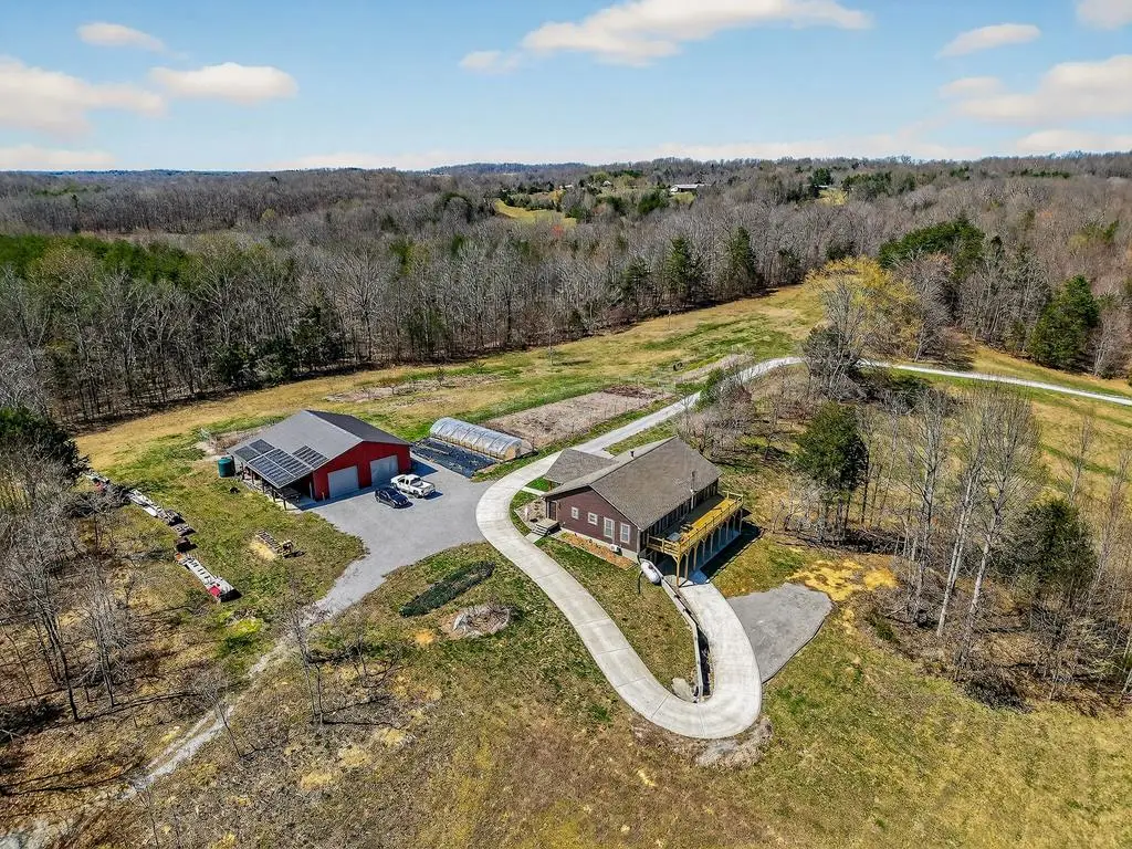 138 Effie Allen Ln, Hilham, TN 38568 - #1