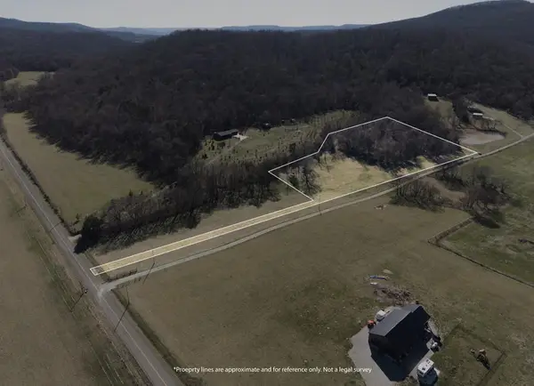 4361 Dark Hollow Rd., McMinnville, TN 37110