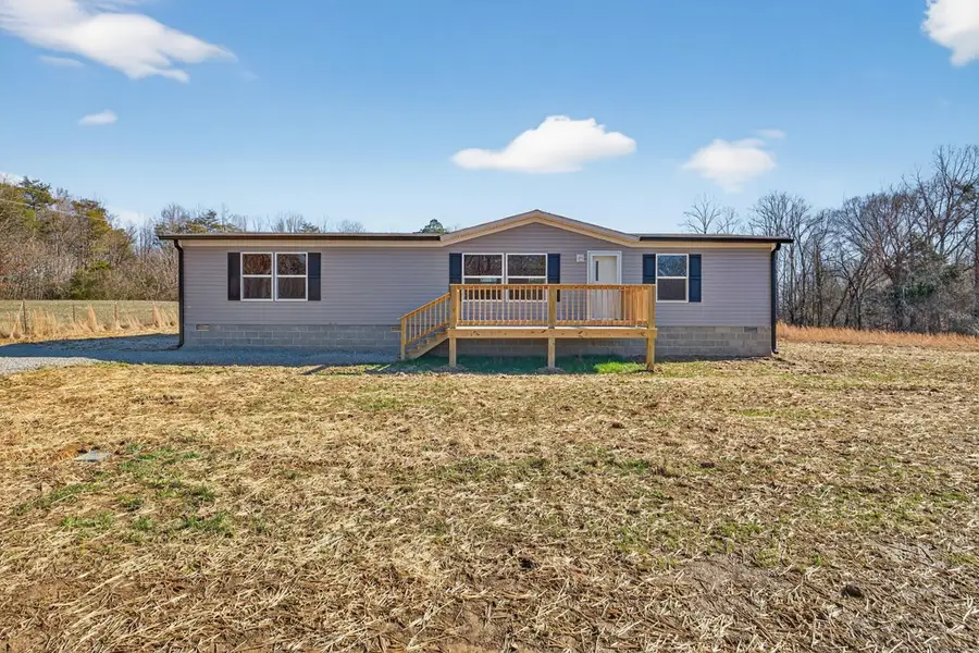 129 Earl Phillips Lane, Hilham, TN 38568 - #2