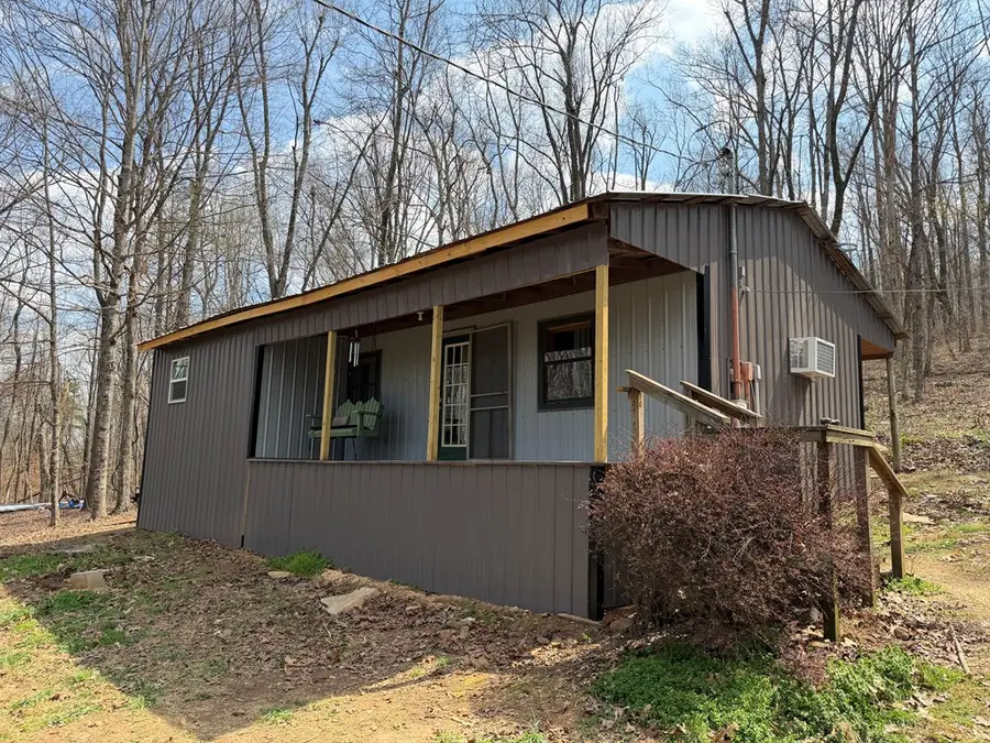 701 Roughshod Ln, Hilham, TN 38568 - #2