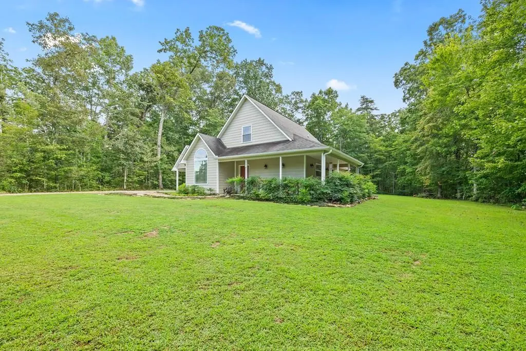 159 Honeysuckle Rd, Pikeville, TN 37367 - #1