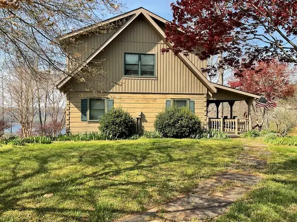 132 Miller's Mill Est Rd, Byrdstown, TN 38549