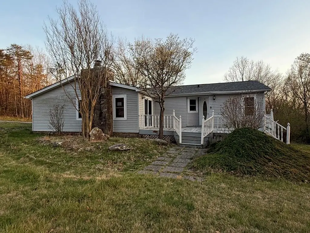 424 Lakeview Drive, Crossville, TN 38558 - #1