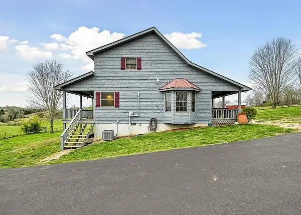 1393 Jones Chapel Road, Byrdstown, TN 38549