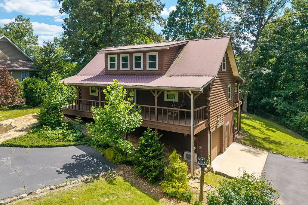 142 Rayahs Way, Quebeck, TN 38579 - #1