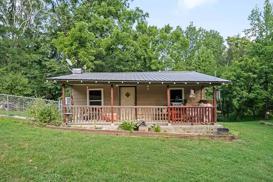 300 Poston Ridge Ln, Gainesboro, TN 38562 - #3