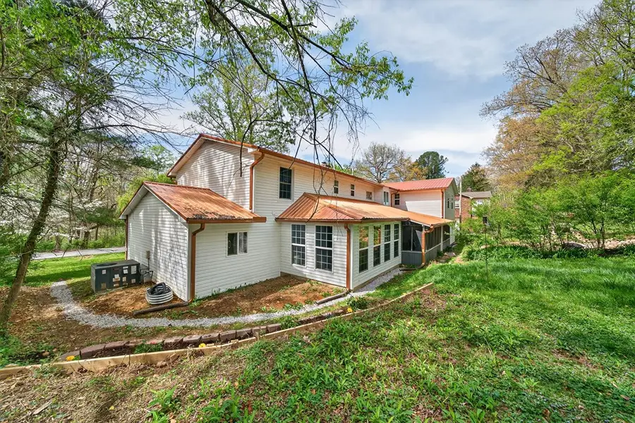 1360 Charles Street, Cookeville, TN 38506 - #2