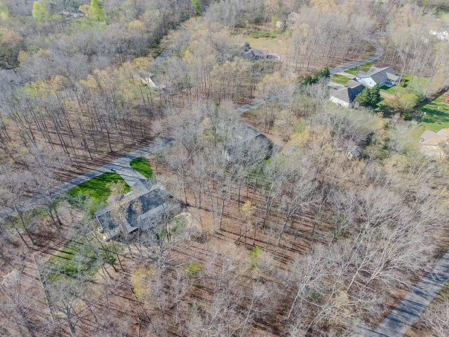 525 Telequat Dr, Crossville, TN 38572 - #2