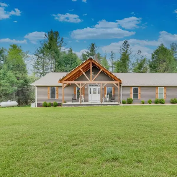 4282 Standing Rock Road, Jamestown, TN 38556