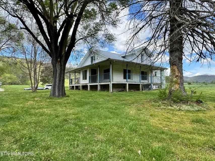 112 Shiloh Rd, Crawford, TN 38554-3800 - #1