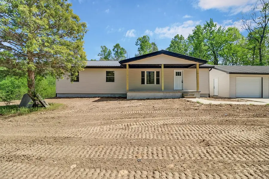 135 Frank Tinch Road, Jamestown, TN 38556 - #2