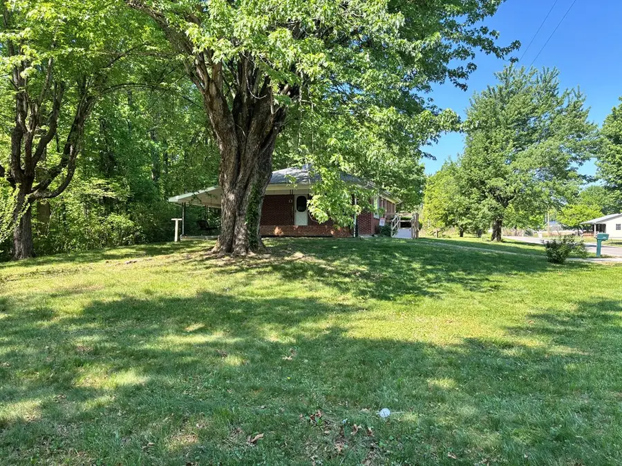 142 Fisk Rd, Livingston, TN 38570 - #2