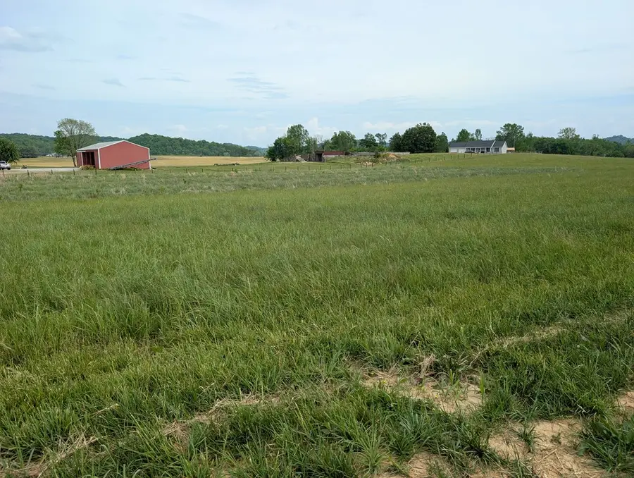 9 Rivertown Rd, Burkesville, KY 42717 - #2