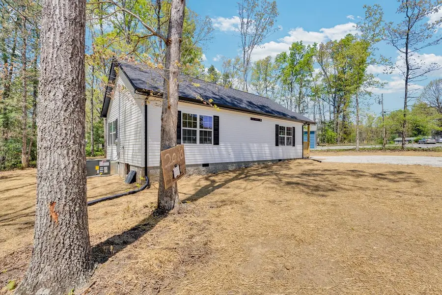 210 Alapattah, Crossville, TN 38572 - #2