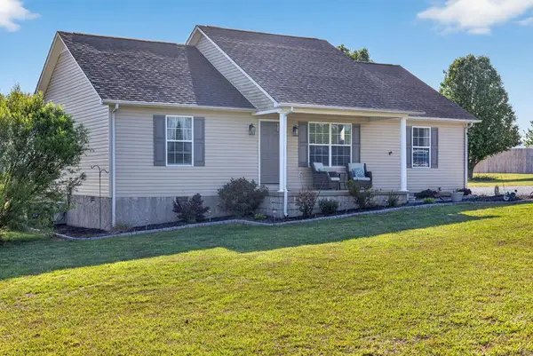 15501 Old Kentucky Road, Walling, TN 38587