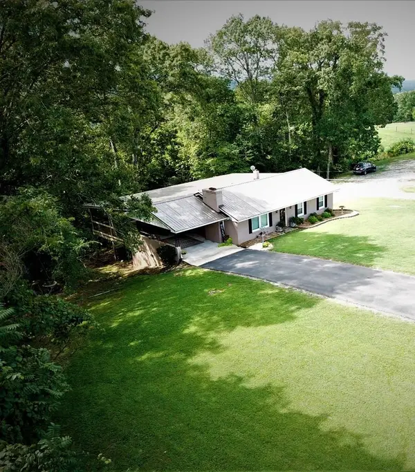 1570 Verna Qualls Rd, SPARTA, TN 38583