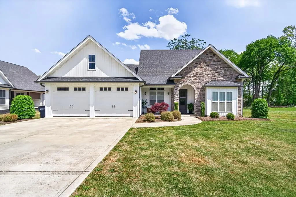 1360 Bilbrey Ave, Cookeville, TN 38501-1031 - #1
