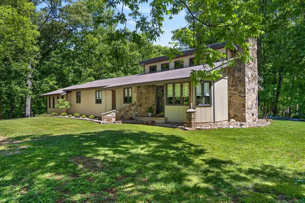 143 W Griffintown Rd, Sparta, TN 38583 - #1