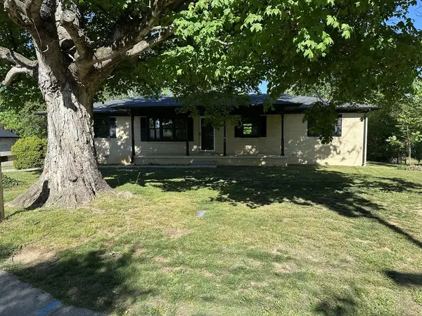 198 Epperson Ave., COOKEVILLE, TN 38506