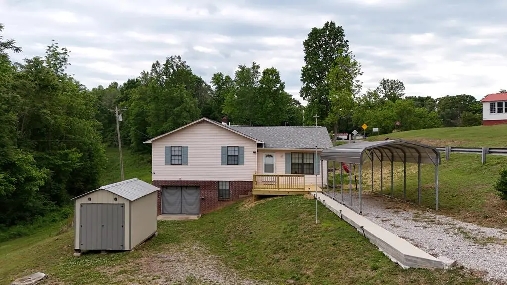1825 Freehill Rd, Celina, TN 38551 - #1