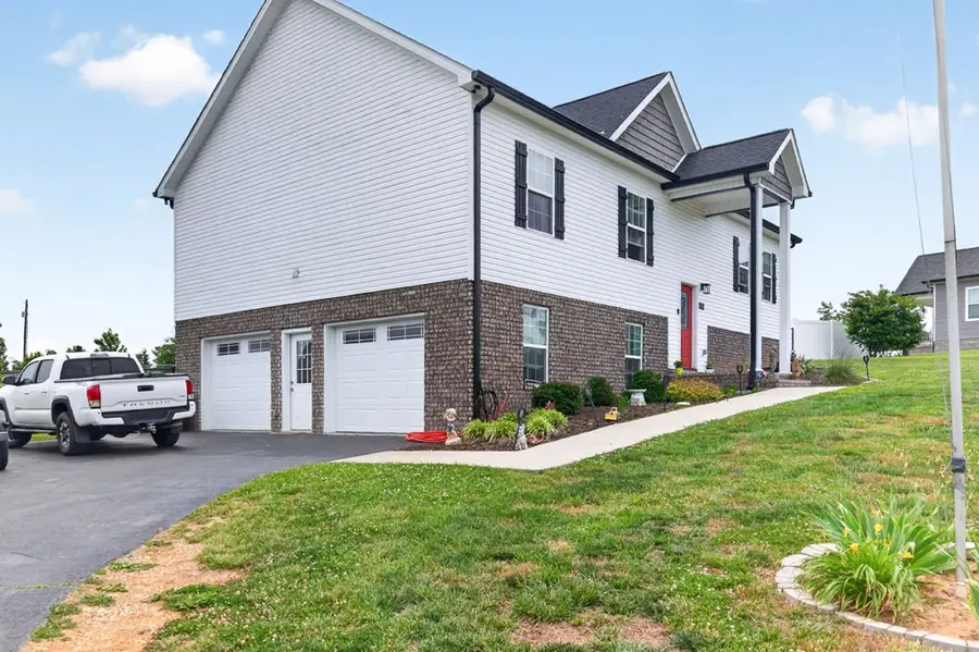 4044 Charlton Sq, Cookeville, TN 38501 - #2