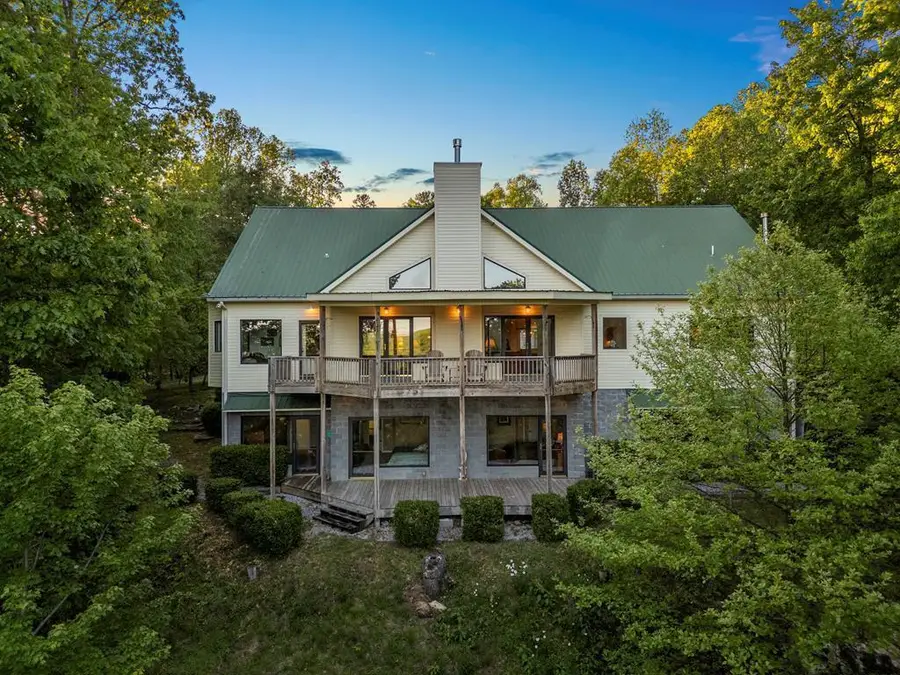 513 Cumberland Cove Rd, Monterey, TN 38574 - #2