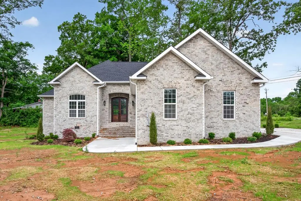 42 Todd Rd, McMinnville, TN 37110 - #1