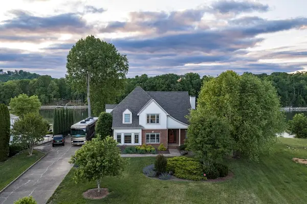 405 Harbour Approach Tn, Johnson City, TN 37615