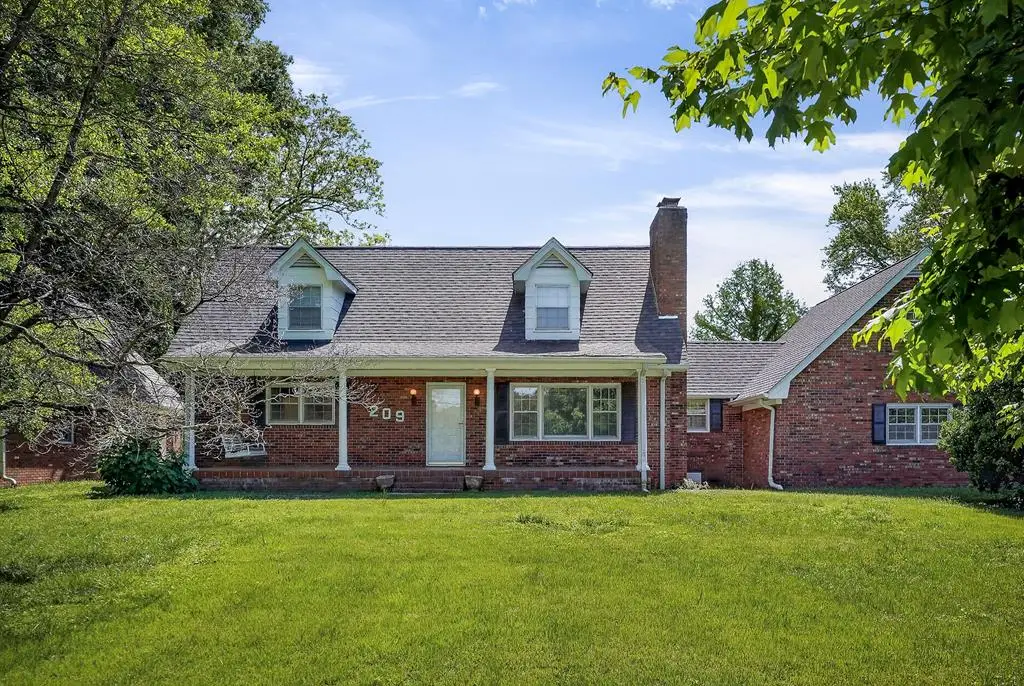209 Myers St., Livingston, TN 38570 - #1