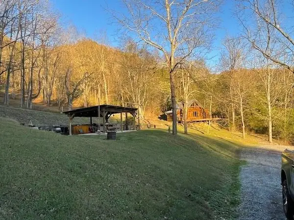 360 Spurlock Hollow Lane, GAINESBORO, TN 38562